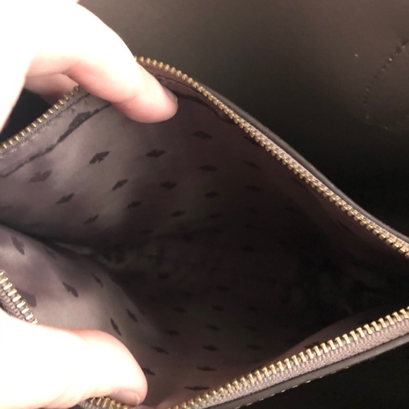 Kate Spade Eva Medium Satchel R$315 🤍 - Picture 8 of 12